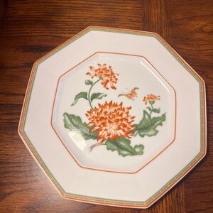 Fitz and Floyd Orange and Green Floral Dinnerware Chrysanthemum Dinner plate 10"